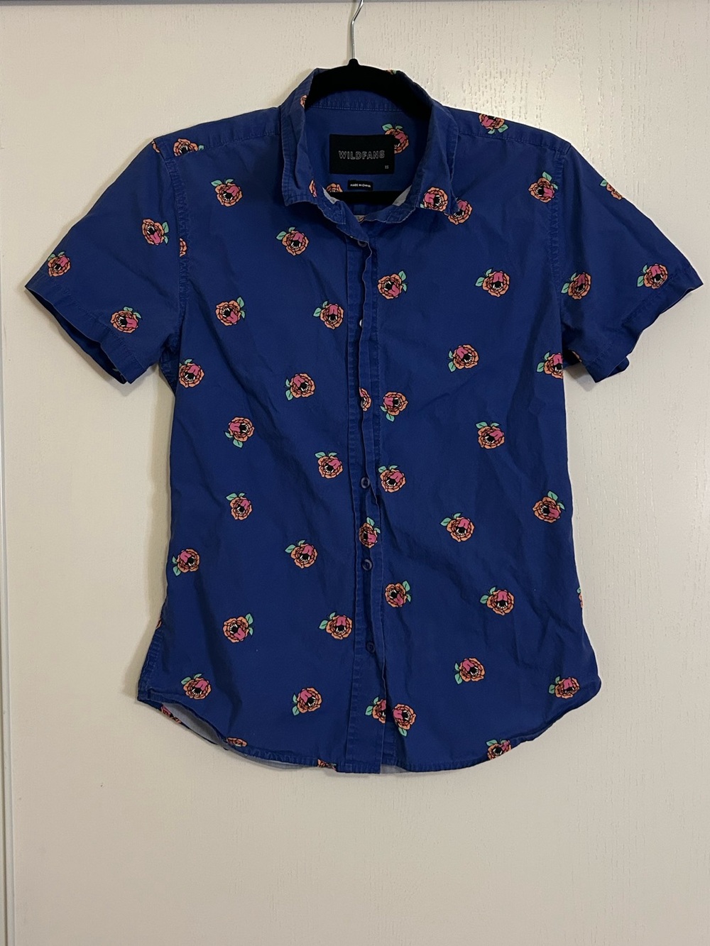 Wildfang Blue Short-Sleeve Button-Down with Pink Floral Print